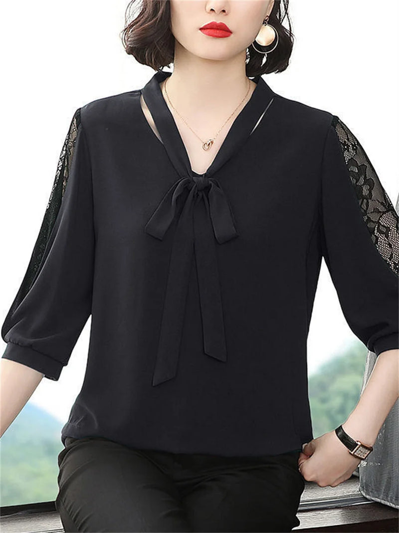 Blusa Feminina com Colar em Laço